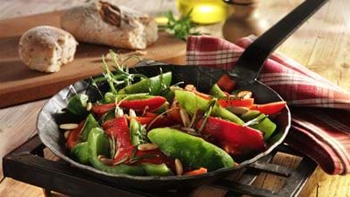 Salade met gebrande paprika